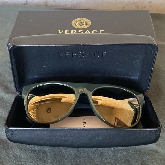 Versace Green Pilot Unisex Sunglasses - Picture 2 of 5
